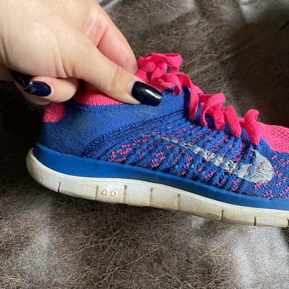 Nike Pink & Purple sock-like shoes - Picture 6 of 7